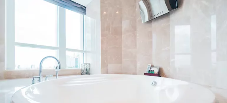 Bathroom Window Coverings in Pensacola, FL